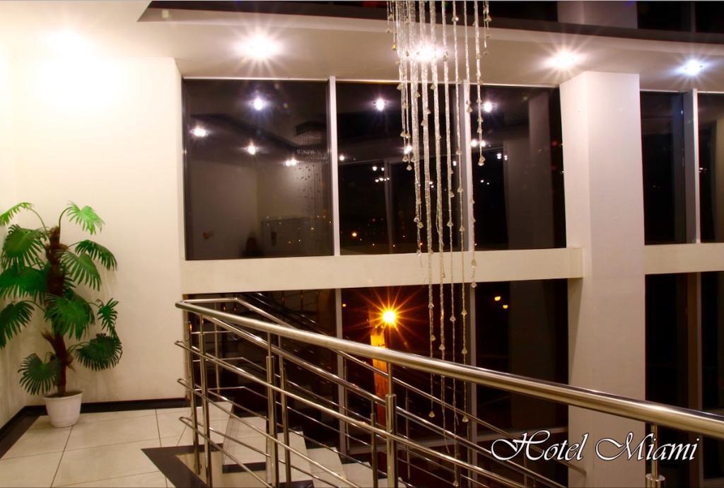 Hotel Miami Харков Екстериор снимка