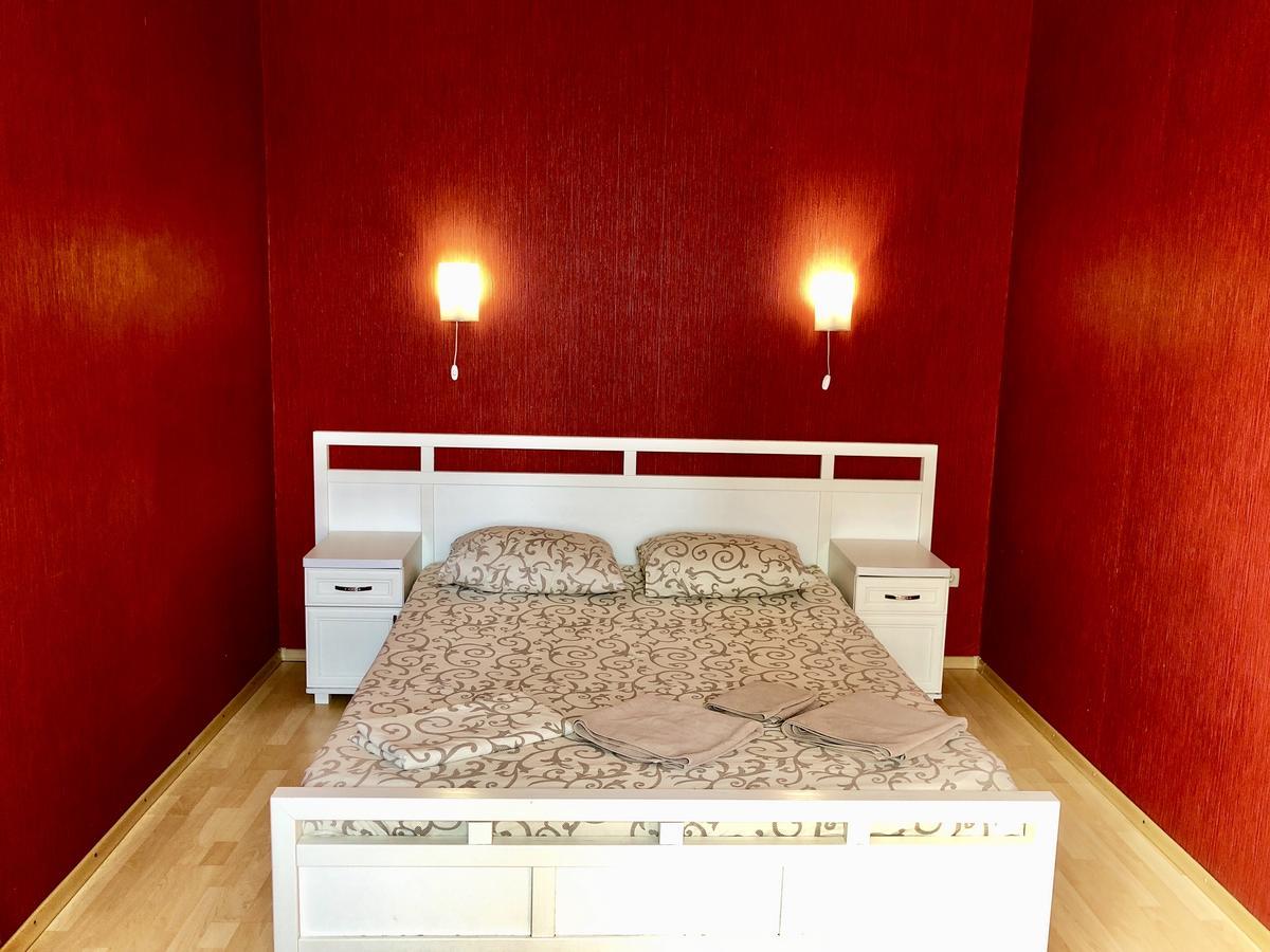 Hotel Miami Харков Екстериор снимка